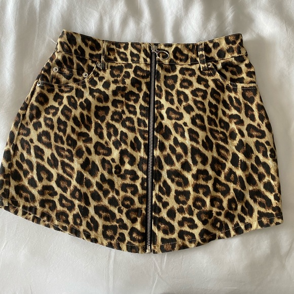Forever 21 Dresses & Skirts - Cheetah skirt